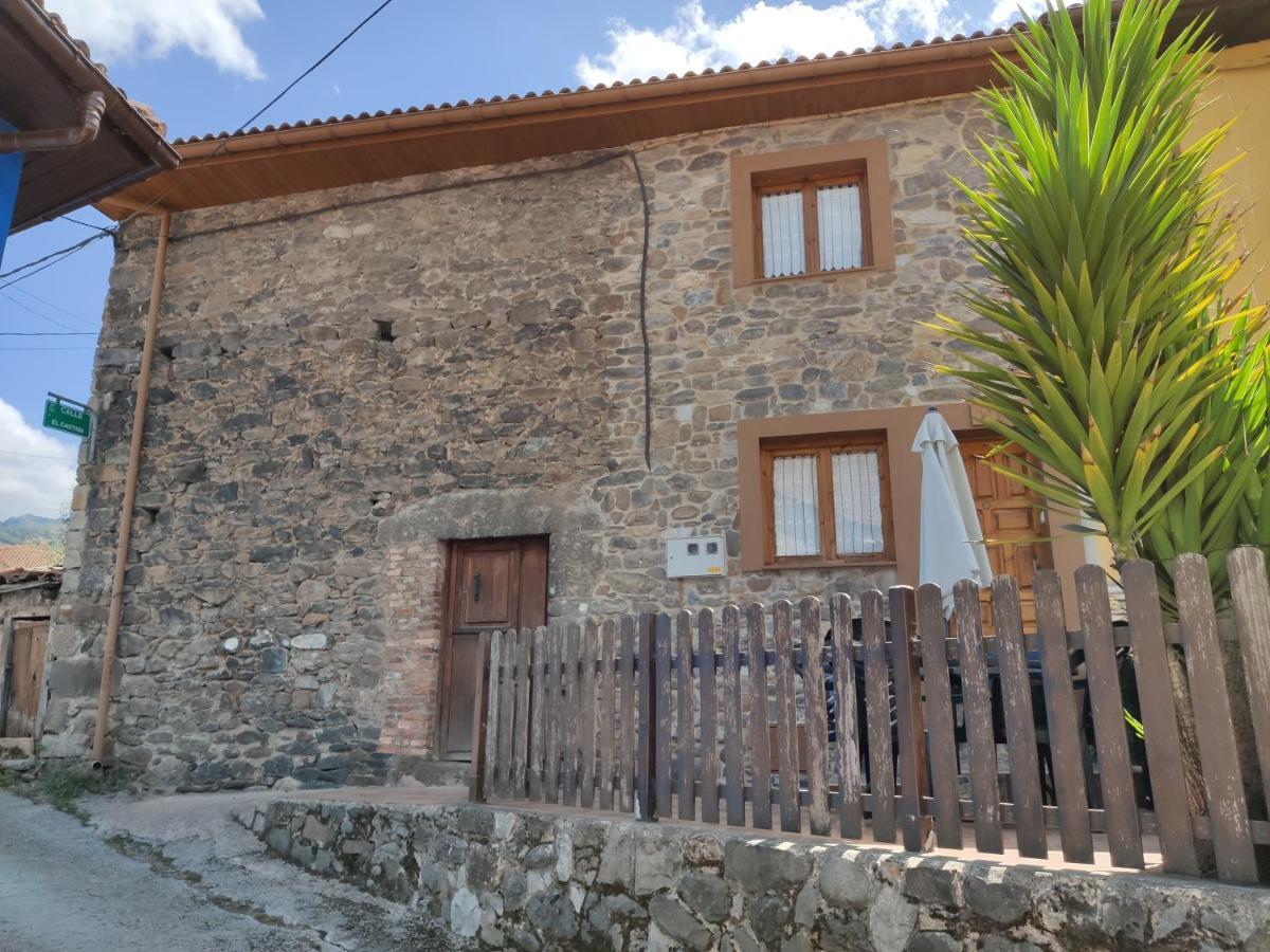Вилла Casa Fuente El Vache Кампоманес Экстерьер фото